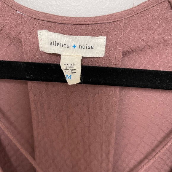 Silence + Noise Mayfair Plunge Surplice Blouse - Picture 3 of 3